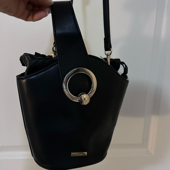 ALDO • Black Crossbody Bucket Bag • Med • - Picture 3 of 10